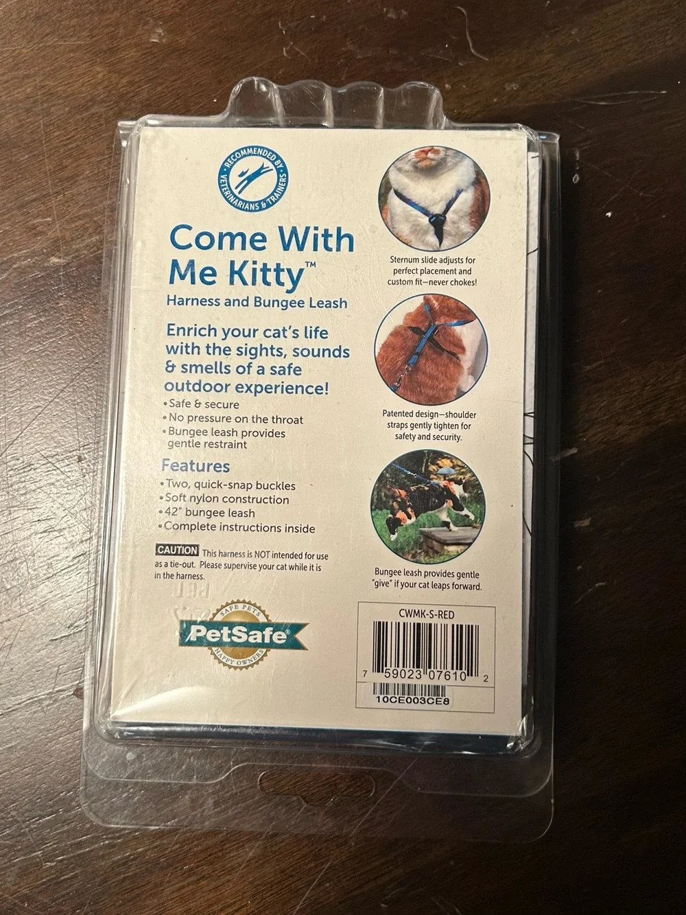 PetSafe Come With Me Kitty Red/Cranberry Cat Harness with Bungee Leash